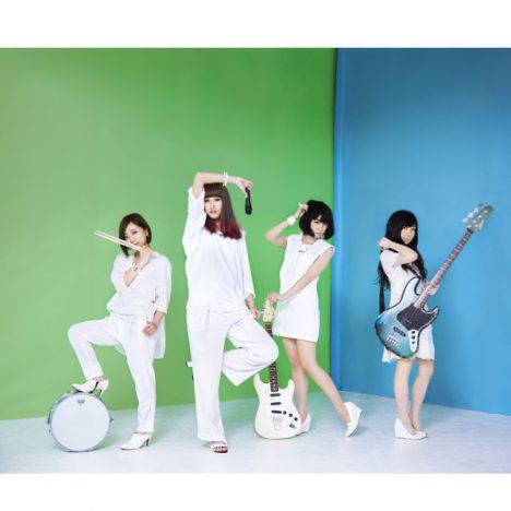 赤い公園・佐藤千明が語る、"ポップな存在”への道「曲も人間も開けてきている」