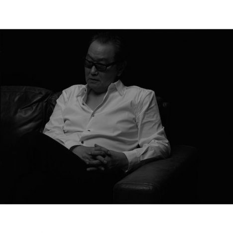 井上陽水のカバーアルバムが放つ強烈なセンス 傑出したシンガーソングライターとしての足跡を追う