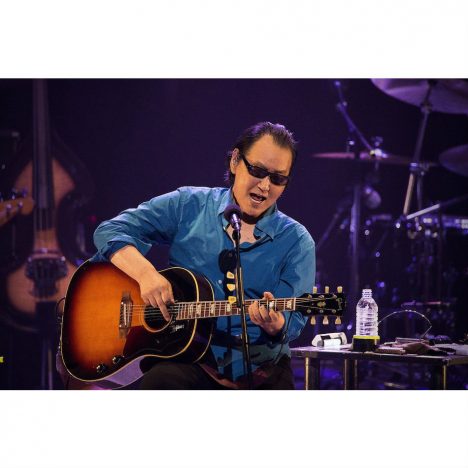 井上陽水のライブは現在も日本最高峰 洗練と野生が交錯した『UNITED COVER 2』ツアーレポート