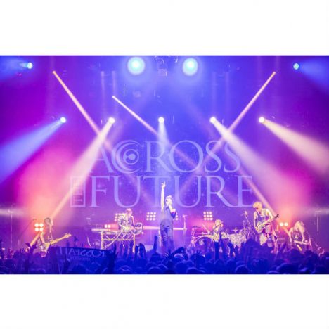Crossfaithがオーガナイズした“濃厚”イベント 『ACROSS THE FUTURE 2016』を観た