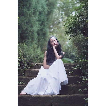 中島美嘉は“歌うこと”とどう向き合ってきたか 自叙伝『あまのじゃく』を読み解く