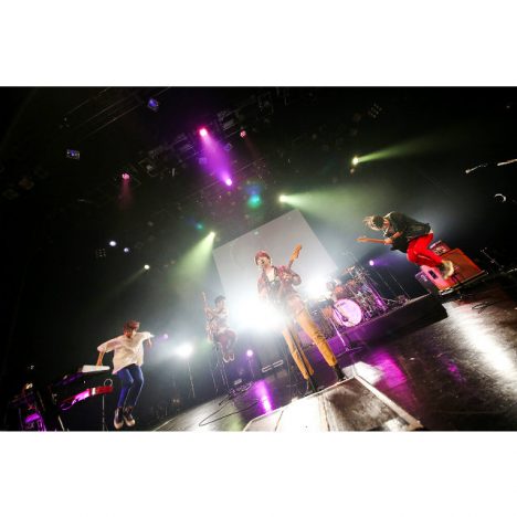 Mrs. GREEN APPLEのライブはなぜ人気に? さまざまな表情みせたツアー最終公演から考察