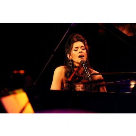 ビアンカ・ジスモンチが明かす、作品づくりの原点「私にとって、作曲は生活の一部」