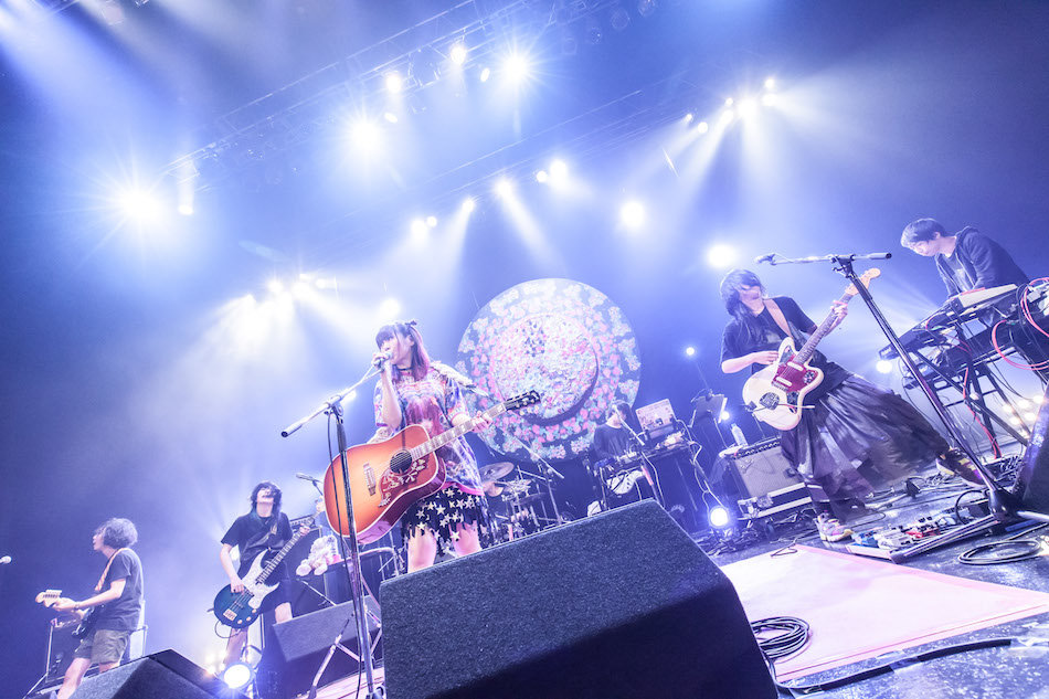 大森靖子ライブの“凄まじい情報量”