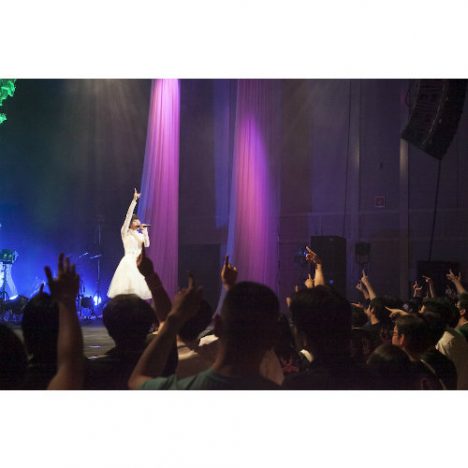 山崎エリイ、初ワンマンに感じた“底知れなさ” バレエパフォーマンスも飛び出した一夜をレポート