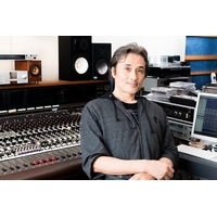 「10年ぶりにエレキが弾きたくなった」織田哲郎が最新作『W FACE』に求めた“衝動”とは?