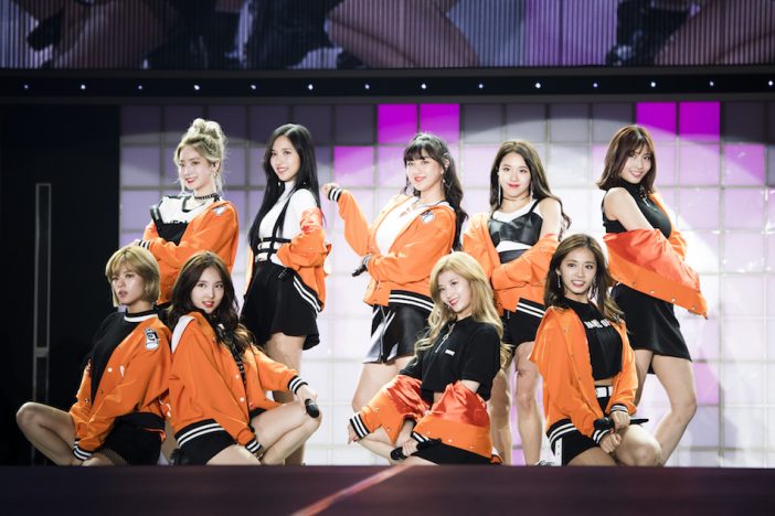 TWICE、9人の個性発揮した日本初単独ライブ! 3つの“カワイイ”を解説