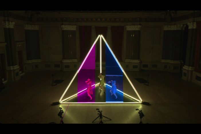 Perfumeはなぜ1万kmの距離を超えてパフォーマンスできたか? NTTドコモによる通信技術に注目