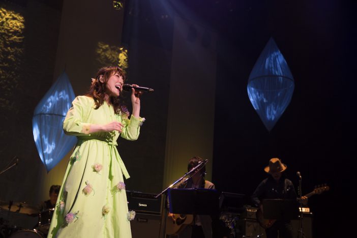 花澤香菜が手にした“楽曲の新たな解釈” 佐橋佳幸率いる豪華バンドとの一夜を振り返る