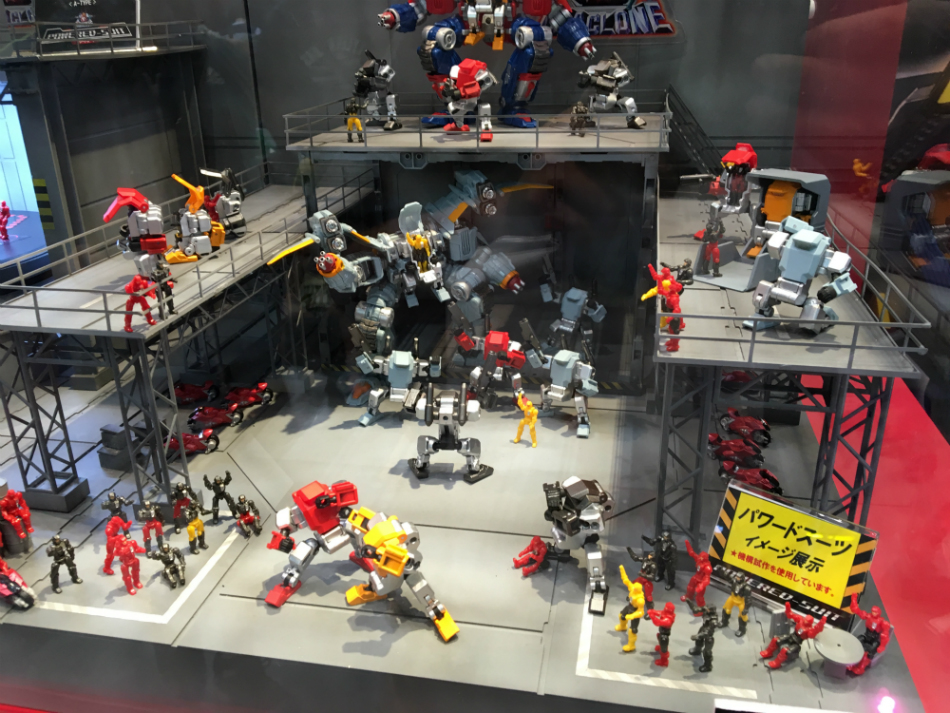 タカラトミーが大人まで虜にする理由