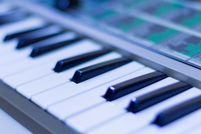 AIは音作りをどう手助けする? Google、機械学習×シンセサイザー「NSynth Super」を開発