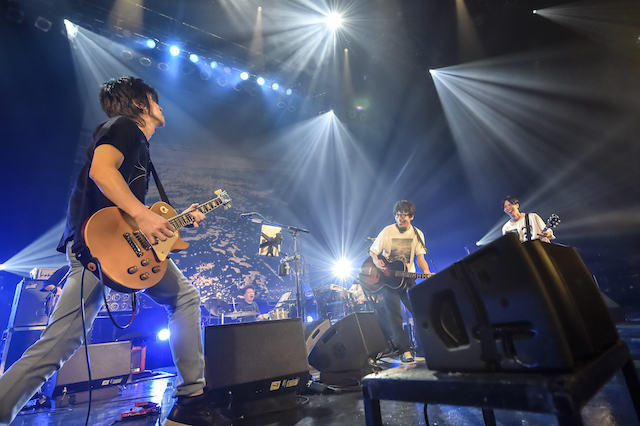 くるり、新旧代表曲で見せた絶妙の塩梅 ライブツアー「線」東京公演レポートの画像1-1