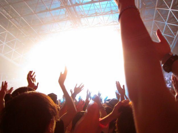 コーチェラ、トゥモローランドーーチケットを受け取った瞬間に始まる、海外フェスのイベント体験