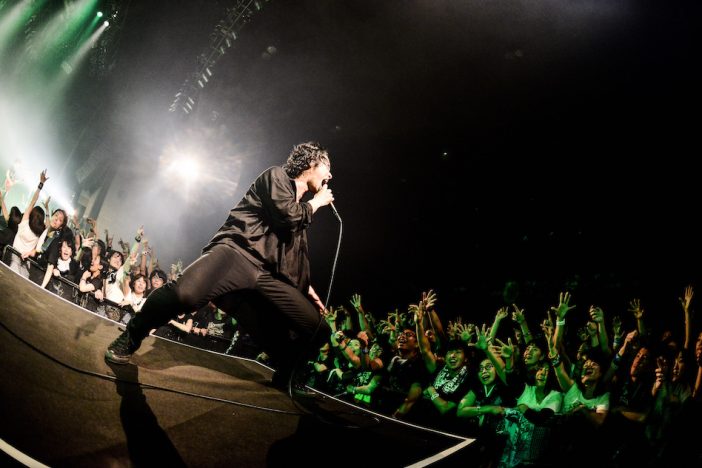 THE BACK HORNが体現する“生きる”ということ 20年の総括みせた『情景泥棒ファイナル』レポ