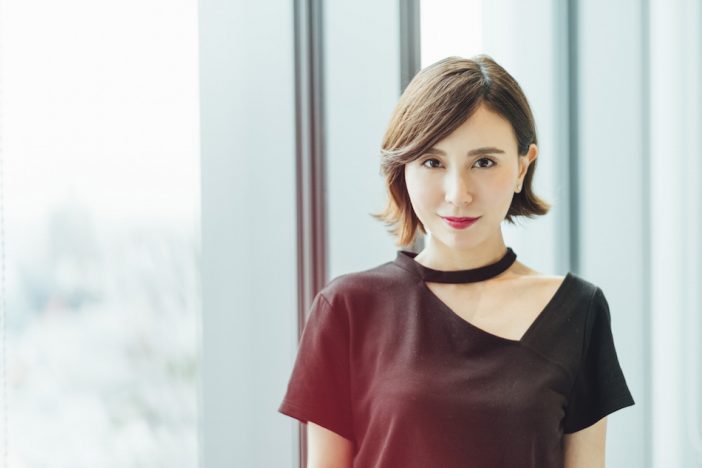 May J.が語る、“映画主題歌”カバーで開いた新たな扉 「自分の殻がどんどん破けていっている」