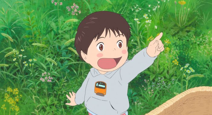 『未来のミライ』はなぜ4歳児の主人公を終始観察し続けるのか 映画における“公私混同”の是非