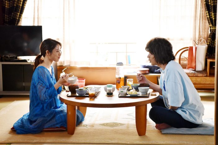 石原さとみ、艶っぽさ全開 『高嶺の花』“ベッドシーンの翌朝”に溢れる幸福感と美しさ