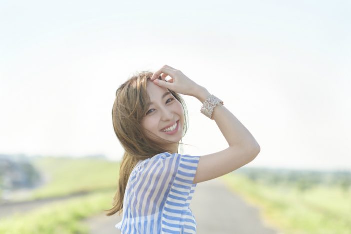 声優音楽シーンと90's J-POPを繋ぐ、飯田里穂『Special Days』を紐解く