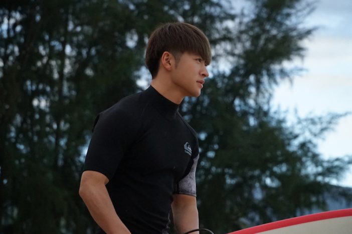 佐野玲於、パフォーマーと俳優業で培った“魅せる力” 『ハナレイ・ベイ』では独特の存在感を残す