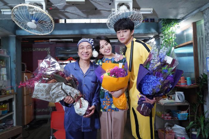 長澤まさみ×東出昌大×小日向文世、クランクアップ 映画『コンフィデンスマンJP』冒頭シーン公開