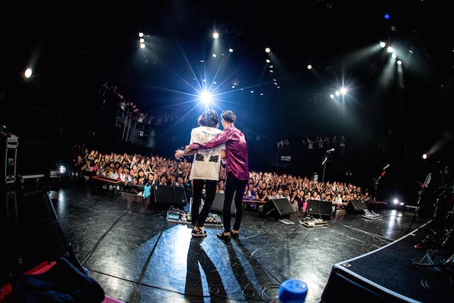 夜の本気ダンスの醒めることのない熱気で貫かれたステージ 『マジカル頭脳ツアー!!』東京公演の画像3-2