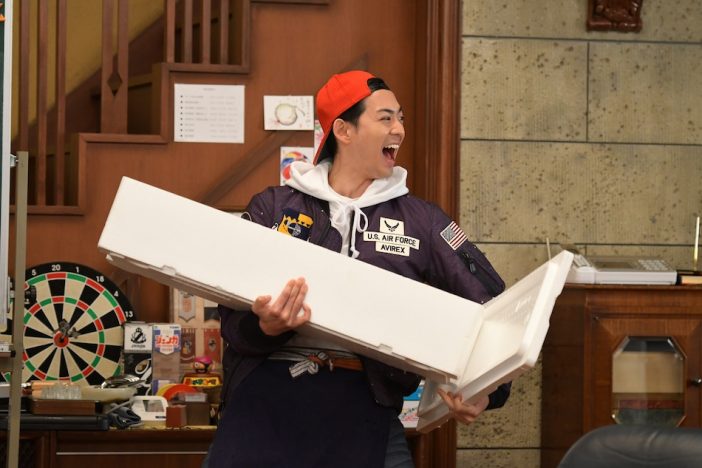 竜星涼、謎多き役柄で心を掴む 『メゾン・ド・ポリス』“何でも屋”瀬川の正体とは?