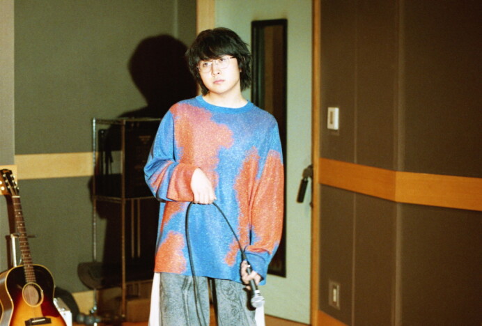 崎山蒼志、新曲「泡沫」がTVアニメ『青のミブロ』EDテーマに起用 アニメ描き下ろしジャケットも