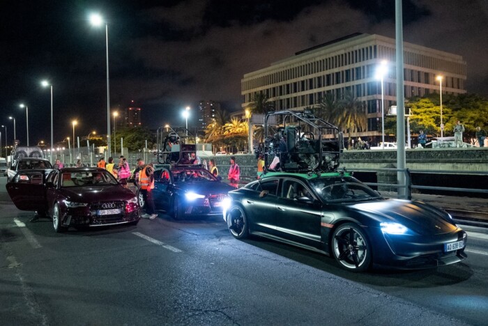 『アウトローズ』製作陣インタビュー映像公開 ジェラルド・バトラー「全員が命懸けだった」