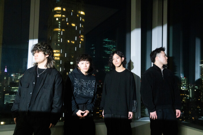 CrowsAliveが“ロックバンド”として伝えたいこと――『Bri=dge』に込めた想い、制作プロセスの変化を語る