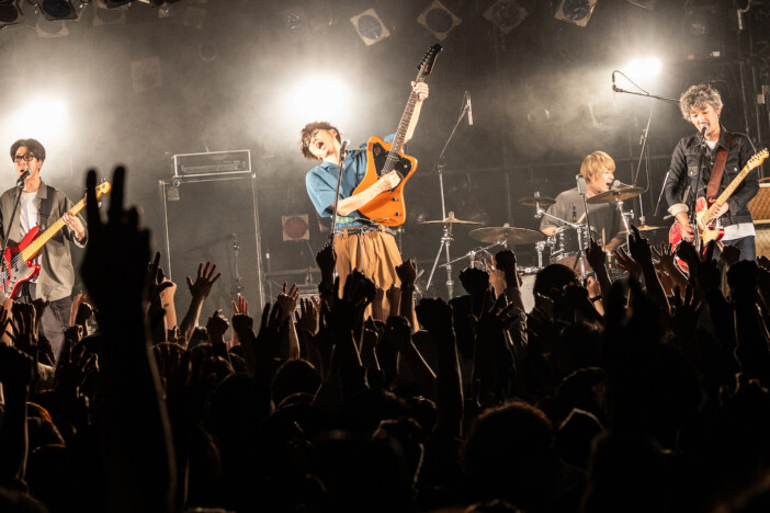 モノブライト、再始動を経て聖地に帰還! 過去を超える強さとバンドの結束――兵庫慎司が目撃した8年ぶりツアー