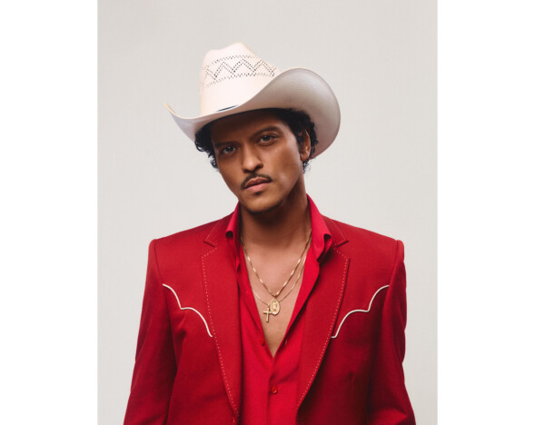 ブルーノ・マーズはなぜ日本で愛されているのか? 10年ぶりの新作『The Romantic』から紐解く