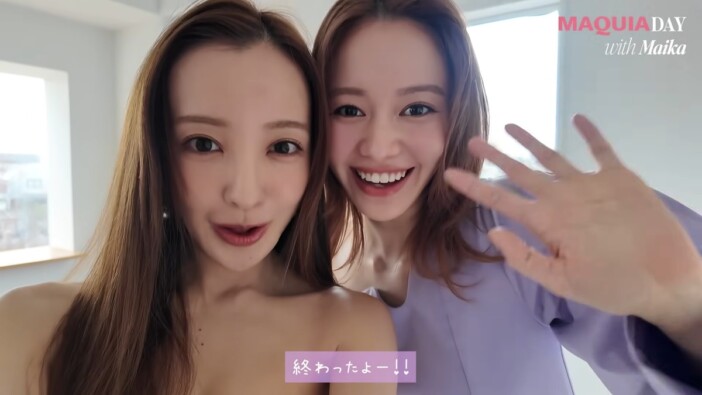 板野友美、山本舞香との撮影の裏側を公開 姉妹のような姿に「仲良しオーラ全開」「見てるだけで眼福」