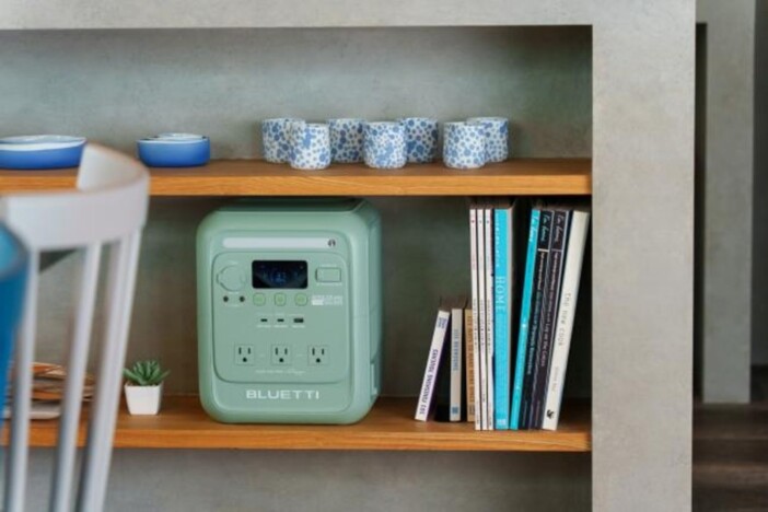 日常にアウトドアに、防災に使える一台 BLUETTIから1000Whクラスで業界最軽量級のポータブル電源『AORA 100 mini』登場