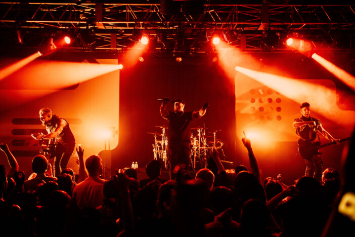 Smash Into Pieces、13年ぶり来日ステージで作り上げた刺激的な空間 LiLiCoも駆けつけた日本初単独公演