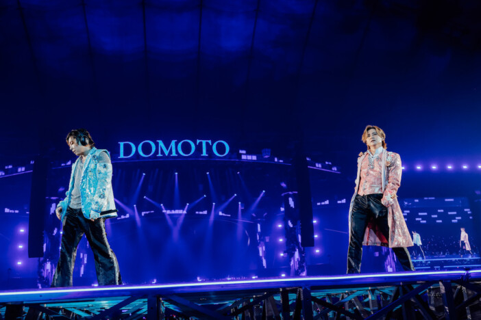 DOMOTOは変わらずステージに立ち続けるーー新たな1ページをめくり、2人の軌跡を刻んだ東京ドーム公演詳細レポ