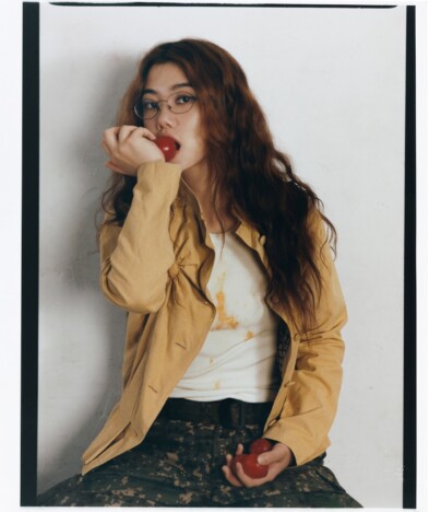 韓国インディーシーンから世界へ 坂本龍一が早くから注目した才能――SE SO NEONが今求められる理由