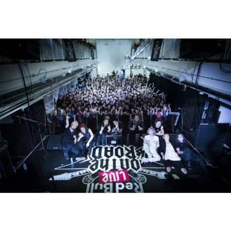 SiMとCrossfaith、熱狂のコラボステージに見た“9カ月の集大成”