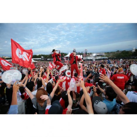 『ナカイの窓』歌が上手い人SPで注目、ボーカルユニットC&Kの魅力はライブパフォーマンスにあり