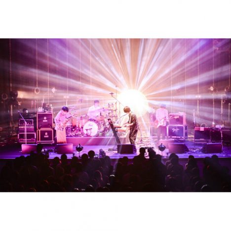 ストレイテナー、洗練された音楽と飾らない姿で魅了した夜 人見記念講堂ツアーファイナル公演レポ