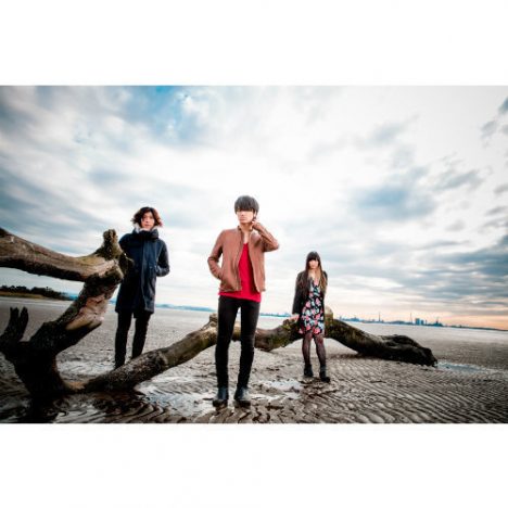 「ギターとビートでまだ面白いことができる」a flood of circleが敏腕エンジニアと探究した“強さ”