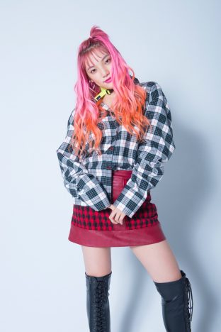 須田アンナ