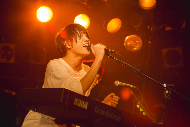 HOWL BE QUIETは次なるフェーズへと歩み始めた 『Dousite? TOUR』で再確認した本質の画像1-2