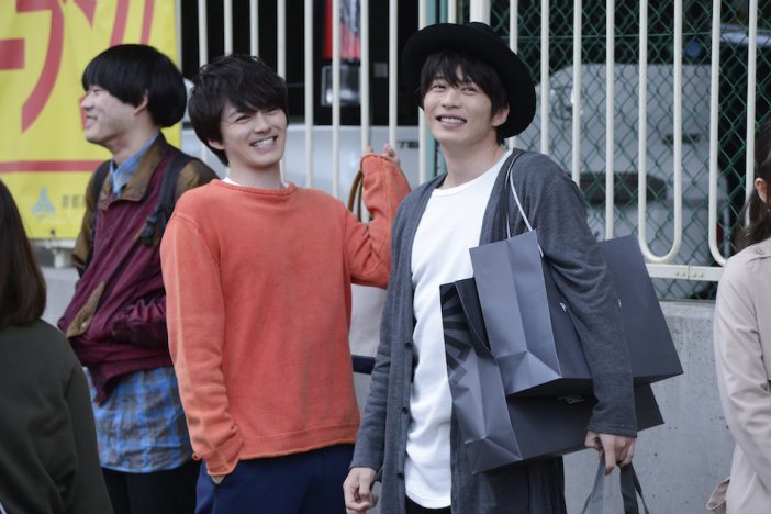 田中圭×林遣都、2人のデートに騒然 『おっさんずラブ』予測不可能な展開に