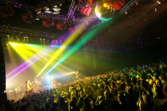 増加する大型フェス、ヴィジュアル系シーンをどう変える? BugLug主催『バグサミ』から考察