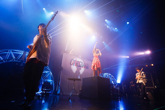 ORESAMAがBLITZワンマンで提示した、“音楽を通してひとつになる”ディスコミュージック