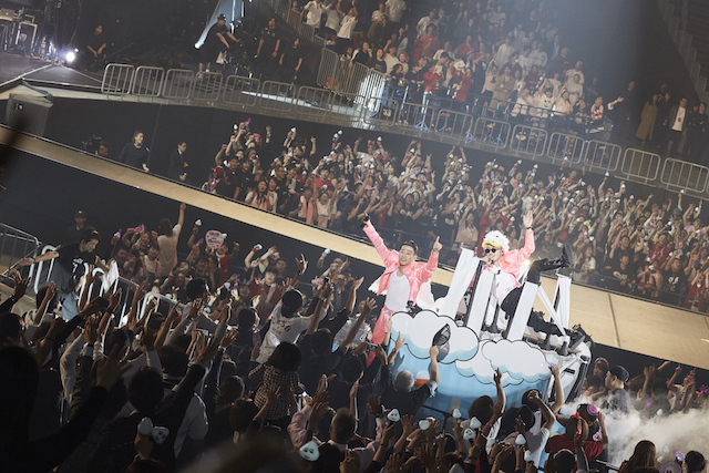 C&K、歌とエンターテインメントでみせた一夜限りのステージ　10周年記念した横浜アリーナワンマンの画像1-2
