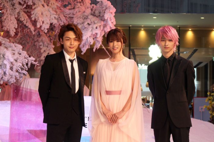 中村倫也、32歳の誕生日を迎えて意気込み明かす 「電球のように日本を照らす作品に」