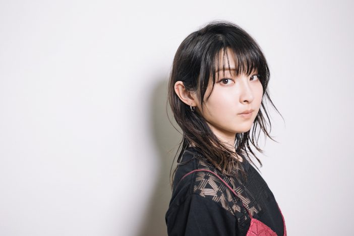 家入レオが語る歌への意識と自己プロデュース「どれだけ曲と自分の人生を濃く結びつけられるか」