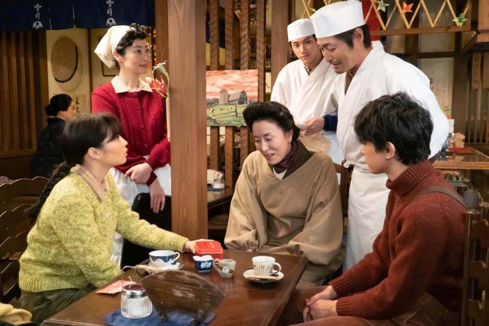 『なつぞら』安田顕、山田裕貴ら“小畑家”が生み出すグルーヴ感 何でも言い合う理想の家族に