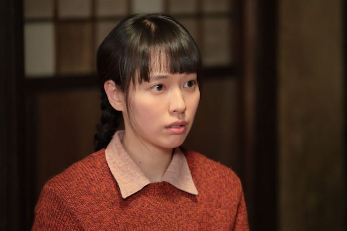 『スカーレット』第11話では、15歳になった喜美子(戸田恵梨香)が就職内定を反故にされて……